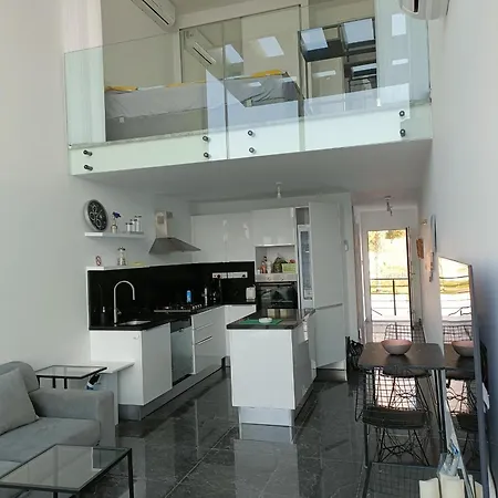 Atlantis Loft Beachfront Penthouse Access Sea And Montainview *