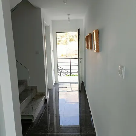 Atlantis Loft Beachfront Penthouse Access Sea And Montainview Agios Nikolaos (Famagusta)